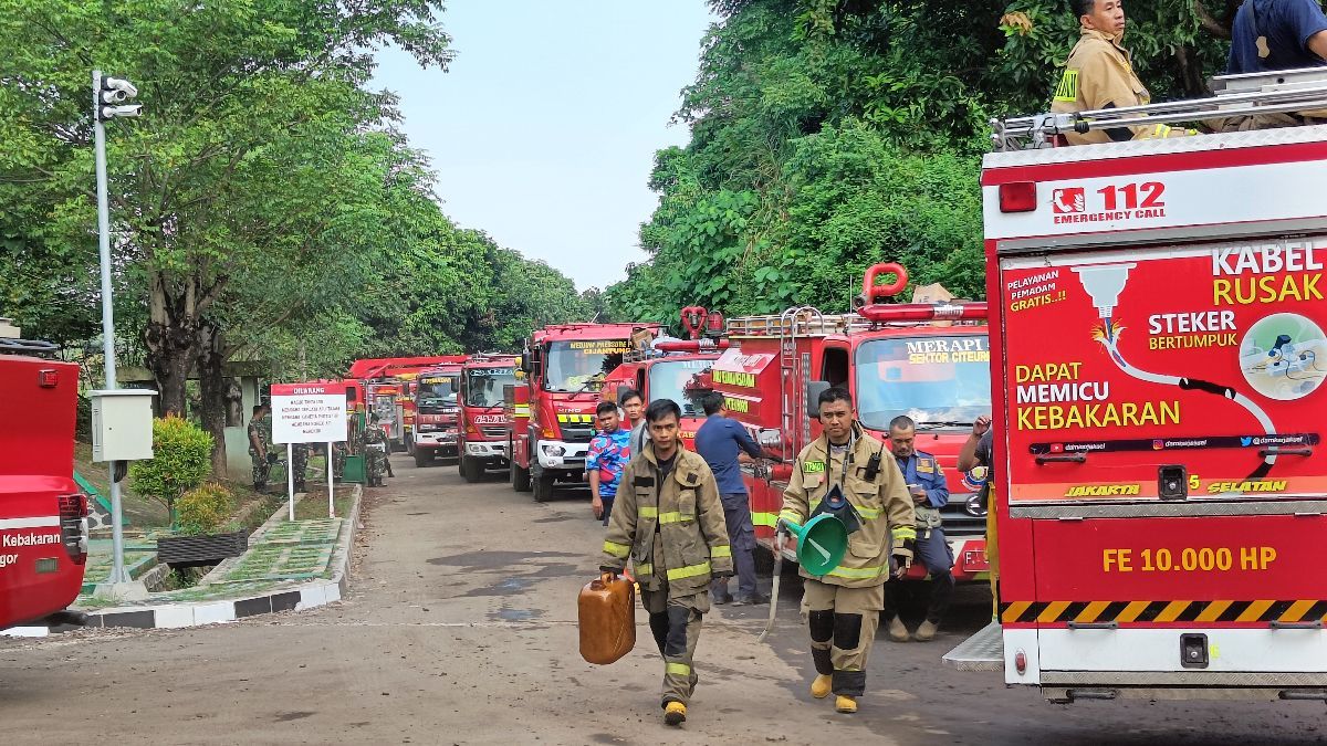 Update Kebakaran Gudang Amunisi Kodam Jaya, Mobil Damkar Ditarik dari Lokasi