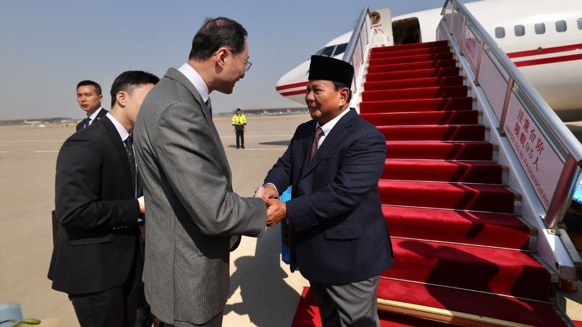 Menhan Prabowo Tiba di China, Disambut Hangat Sejumlah Pejabat Tinggi