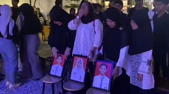 3 Rekannya Jadi Korban Erupsi Marapi, Momen Buka Puasa Bersama Alumni SMA Ini Penuh Haru