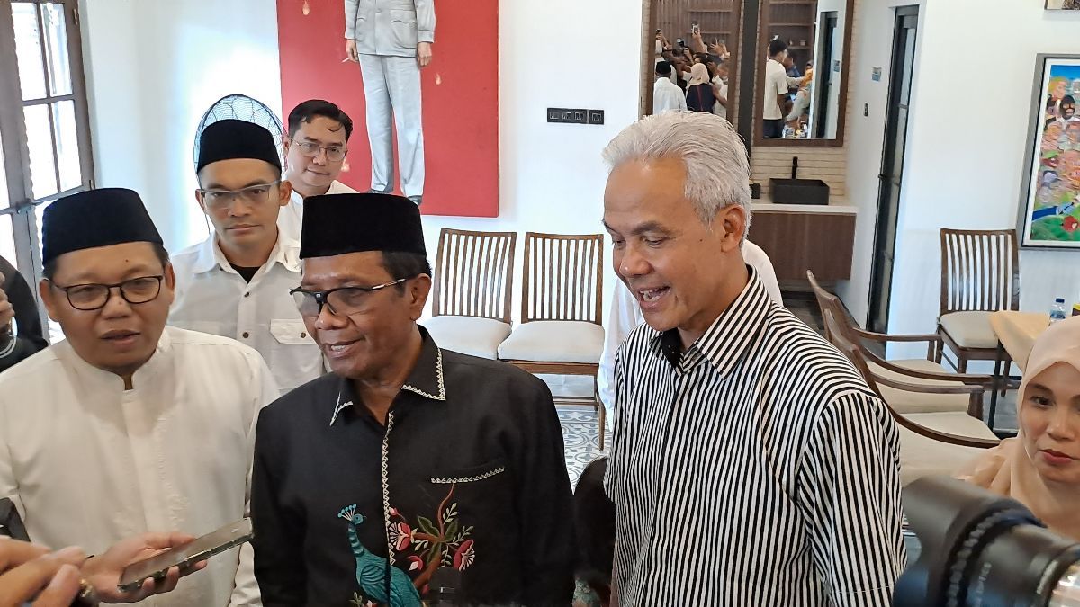 Momen Akrab Ganjar dan Mahfud di Hari Lebaran