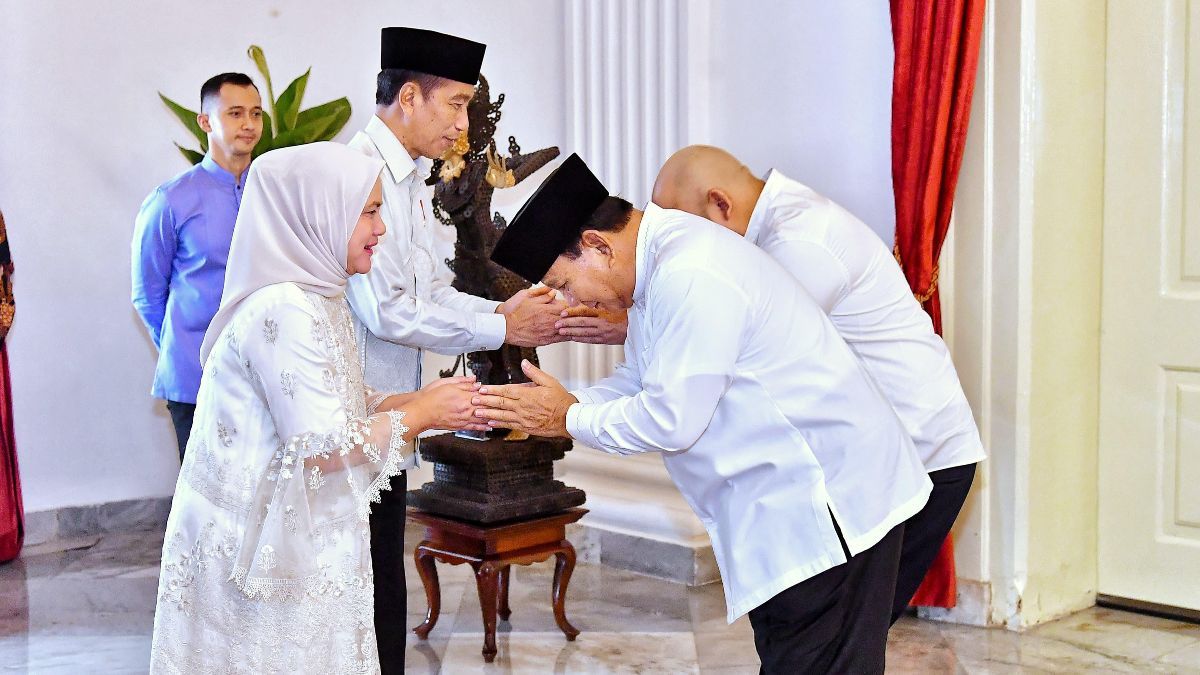 Presiden Jokowi Gelar Open House Idulfitri Bersama Menteri di Istana Negara