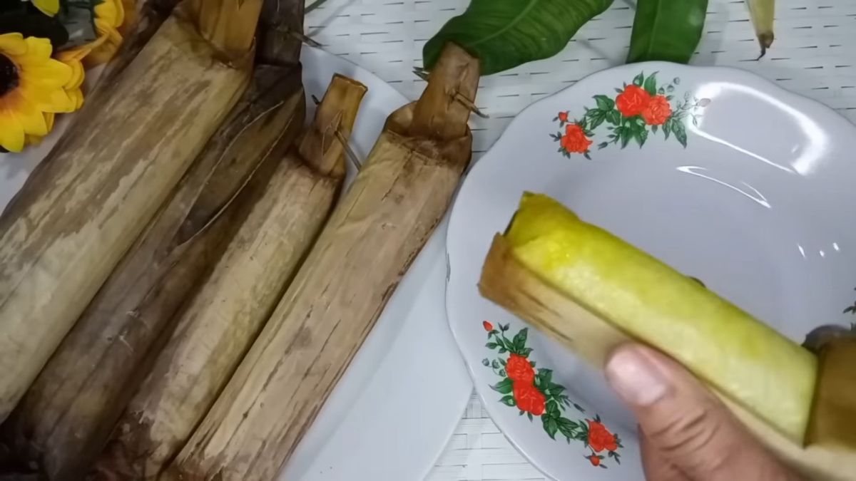 Tanpa Pakai Bahan Tambahan, Ini Trik Masak Lontong Daun Pisang Biar Tahan Lama dan Empuk