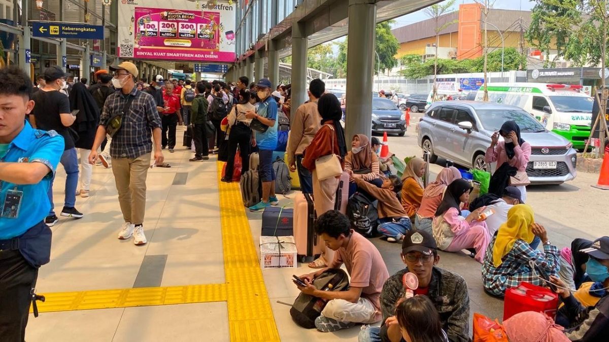 Hari Kedua Lebaran, 41.707 Penumpang KA Jarak Jauh Berangkat dari Jakarta