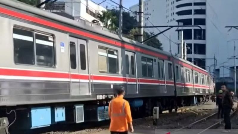 KRL Anjlok di Depan WTC Mangga Dua, Tidak Ada Korban dan Sudah Dievakuasi