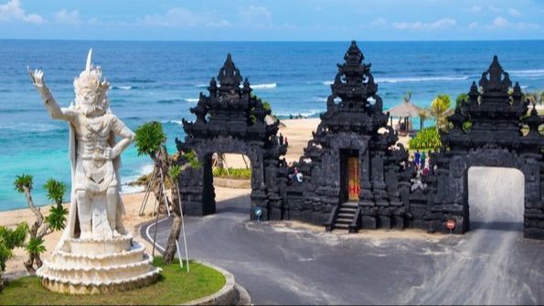 Wisatawan Domestik Ternyata Bisa Habiskan Rp6 Juta untuk Beli Oleh-Oleh di Bali