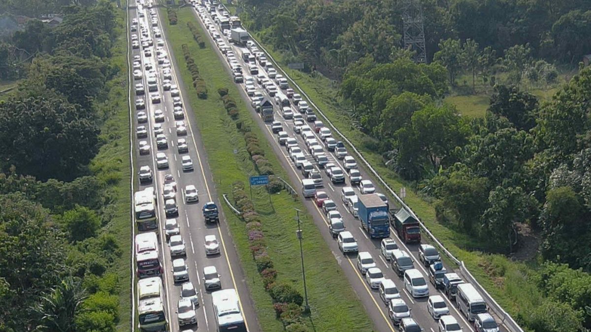 Demi Urai Kemacetan, Korlantas Polri Terapkan Sejumlah Rekayasa Lalin di Tol Japek saat Arus Balik