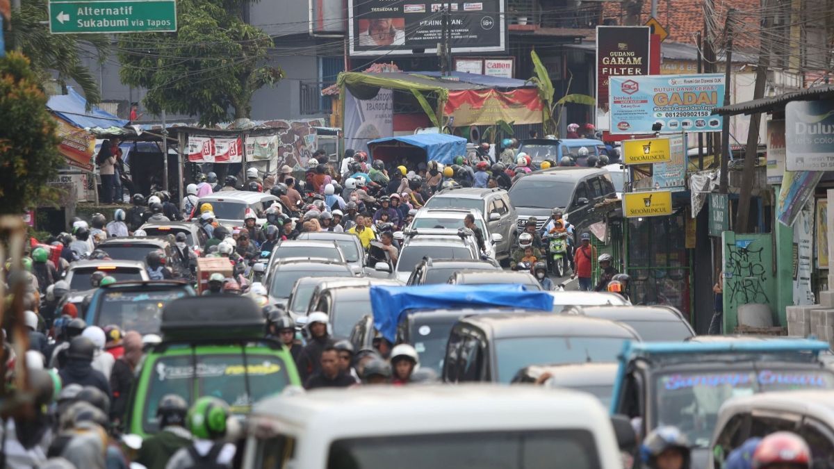 Mau Liburan ke Puncak, Simak Dulu Arus Lalu Lintas dan Jam One Way agar Tak Terjebak Macet