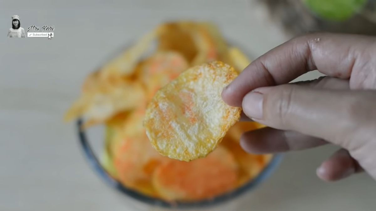 Trik Goreng Keripik Kentang yang Renyah Tahan Lama Tanpa Pengawet