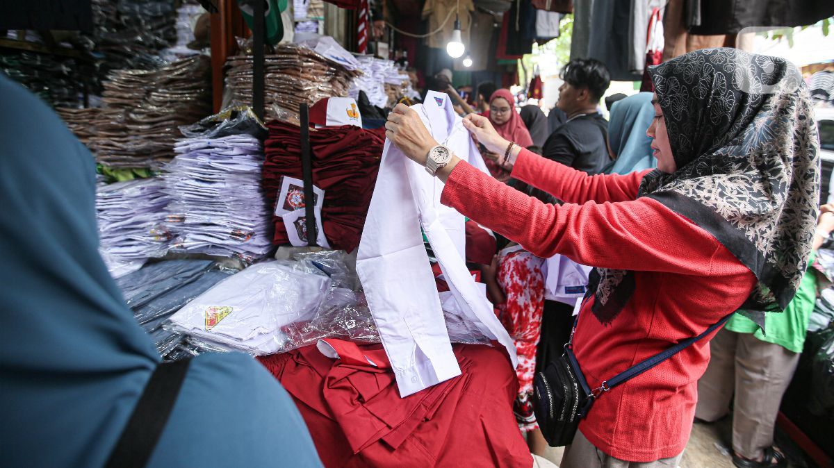 Kemdikbudristek Bantah Kabar Seragam Sekolah Berubah Setelah Lebaran