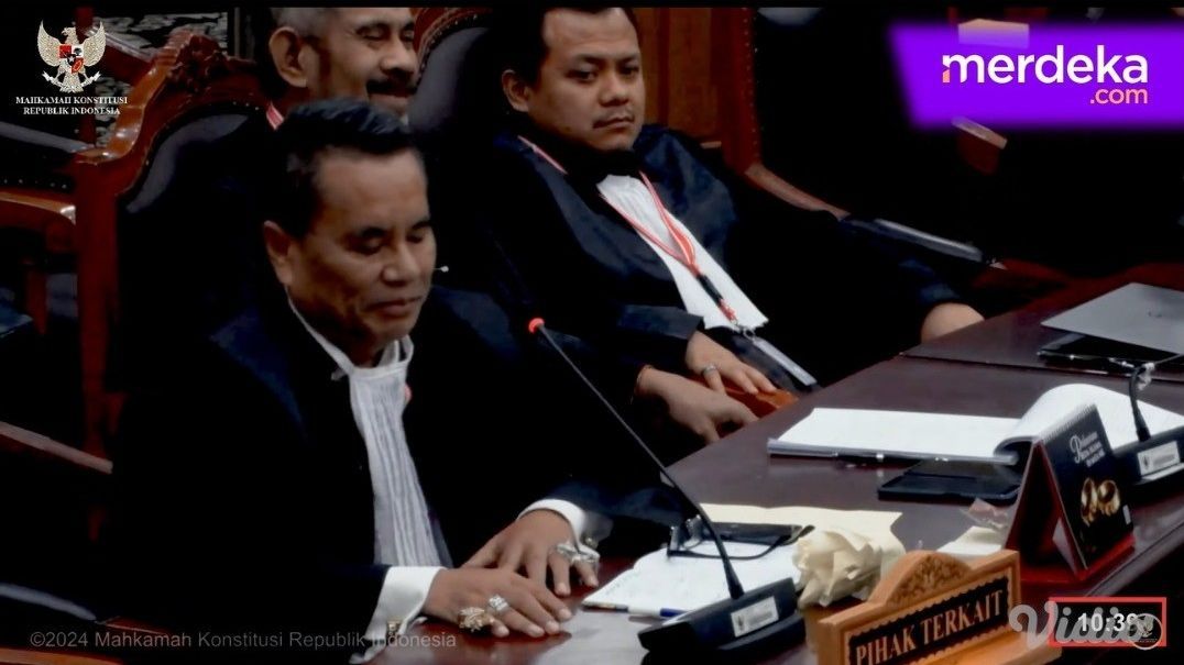 VIDEO: Hotman Paris Tersengat Ucapan Rocky Gerung soal Sidang MK 