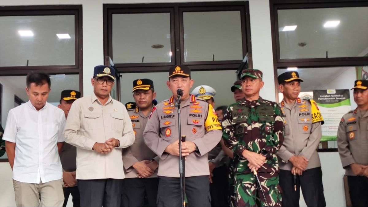 VIDEO: Kapolri Rangkul Hangat Panglima TNI Jawab soal Bentrok TNI AL & Brimob di Sorong