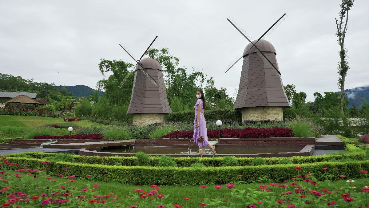 Mengenal Shazdeh Garden, Taman Hijau Berseri yang Berada di Tengah Gurun