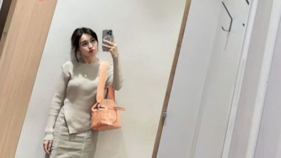 8 Foto Ayu Ting Ting Single Mom Berusia 31 Tahun Yang Miliki Body Goals