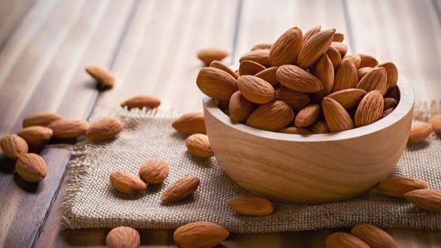 Manfaat Kacang Almond untuk Ibu Hamil, Efektif Menstabilkan Tekanan Darah