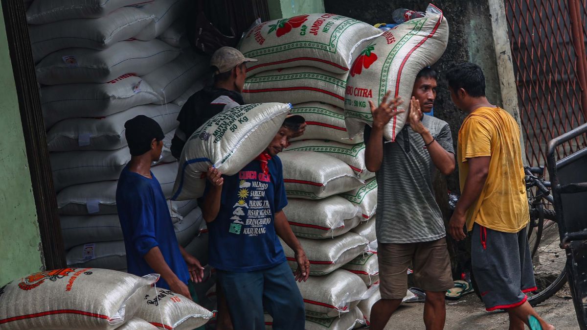 FOTO: Usai Lebaran, Harga Beras di Pasaran Masih Belum Stabil