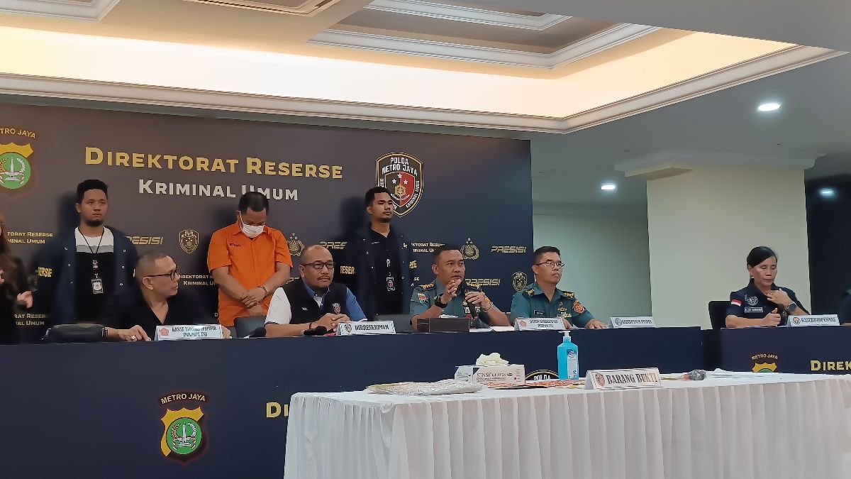 Penampakan Sopir Fortuner Arogan Pencatut Pelat Dinas TNI, Dulu Ngaku Adik Jenderal Kini Tertunduk Lesu Berbaju Tahanan