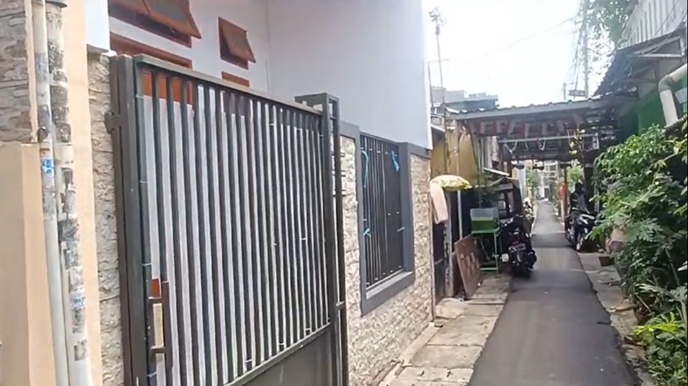 VIDEO: Penampakan Rumah Sopir Fortuner 'Adik Jenderal' Pelat Palsu TNI Ternyata di Gang Sempit