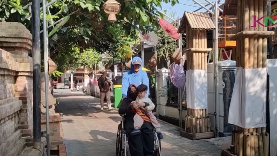 Sakit Hati Tiga Kali Gagal Nikah Karena Diselingkuhi, Pria Ini Nikahi Wanita Disabilitas 'Alhamdulillah Bahagia'