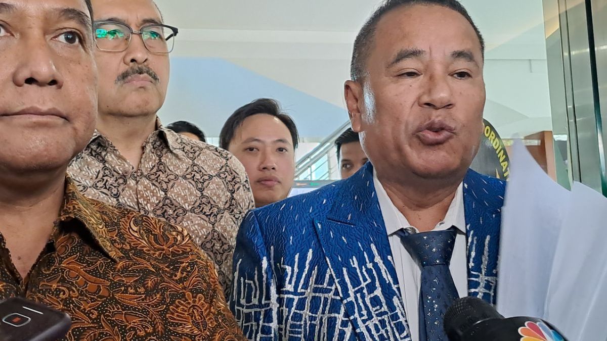 Hakim MK Potong Sesi Bicara Hotman Paris & Ketua KPU: Pertanyaan Bapak Apa?