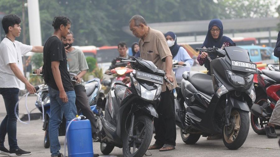 FOTO: Dishub DKI Jakarta Siapkan Armada Truk Pengangkut Motor untuk Mudik Gratis 2024