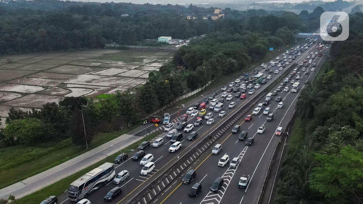 1.416 Kendaraan Pemudik Langgar Ganjil-Genap dan Tak Pakai Sabuk Pengaman di Jateng