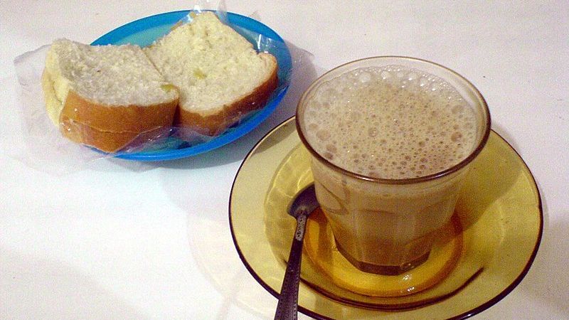 Menikmati Kehangatan Kopi Sanger, Racikan Nikmat Perpaduan Susu dan Gula Favorit Masyarakat Aceh