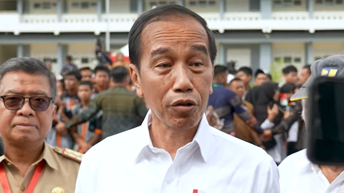 Jokowi Beri Kode Perpanjang Masa Jabatan Pj Gubernur Sulbar Zudan Arif