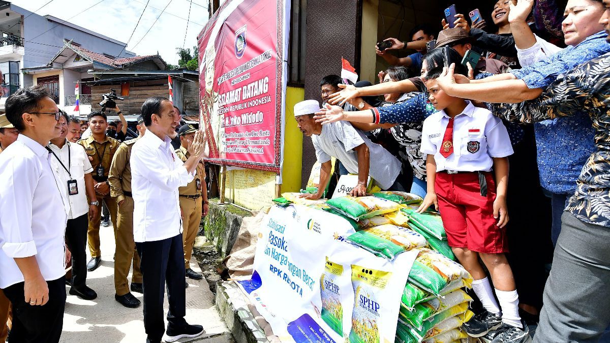 Ini Janji Jokowi ke Warga saat Blusukan ke Mamasa