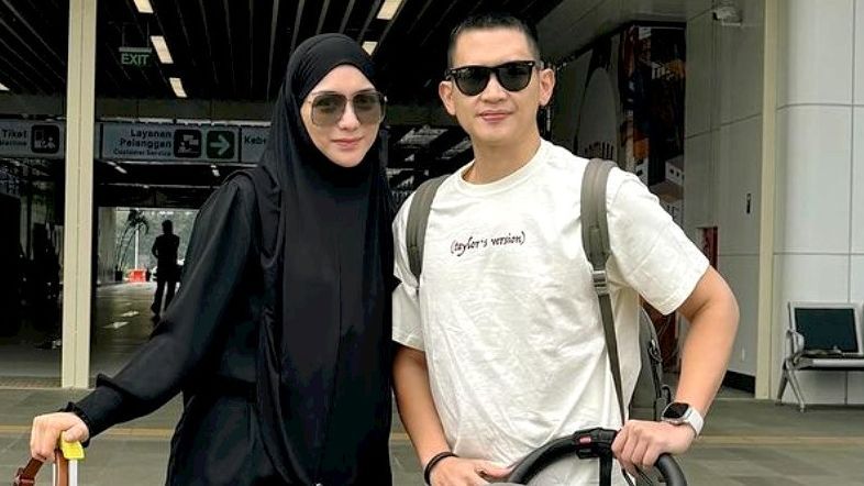 Momen Rezky Aditya Beri Surprise Ultah untuk Sang Istri, Citra Kirana Sampai Terkejut Diberi kado Gelang Berlian