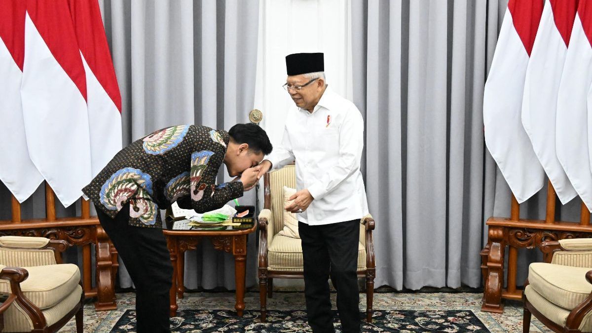 Momen Bersejarah Wakil Presiden Indonesia Termuda Bertemu yang Tertua