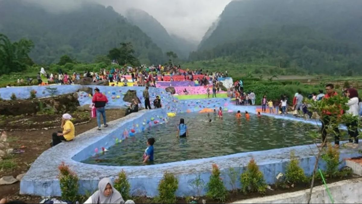 10 Tempat Wisata Kuningan Terpopuler, Cocok Buat Healing Bareng Keluarga