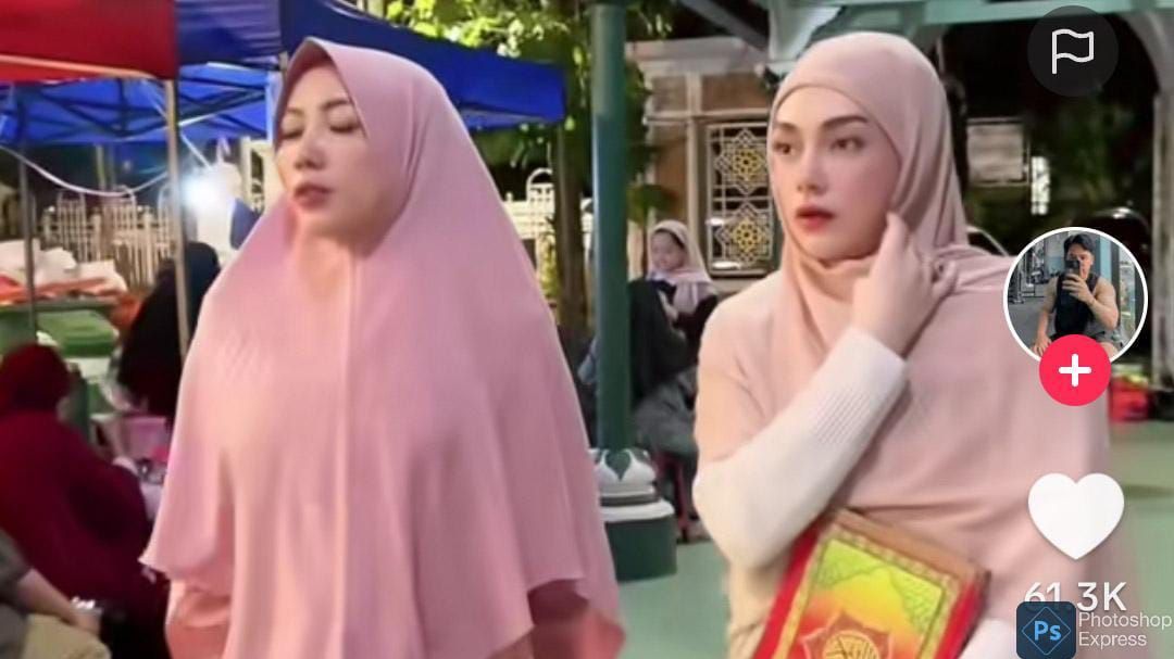 Potret Celine Evangelista Bawa Alquran Masuk ke Dalam Masjid, Didoakan Istiqomah