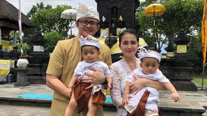 Lucu dan Menggemaskan, Berikut Ini Potret Ulang Tahun Magha dan Degha Anak Kembar Kadek DevI