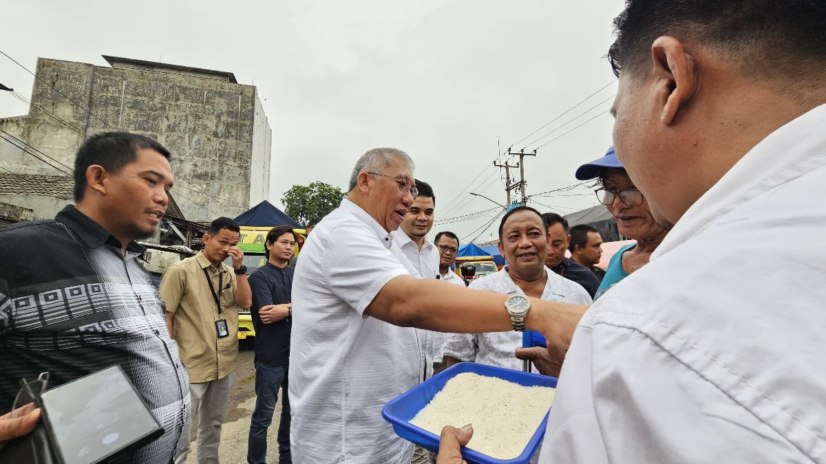 Program Makan Siang Gratis Prabowo Butuh 6,7 Juta Ton Beras per Tahun, Dirut Bulog Beri Komentar Begini