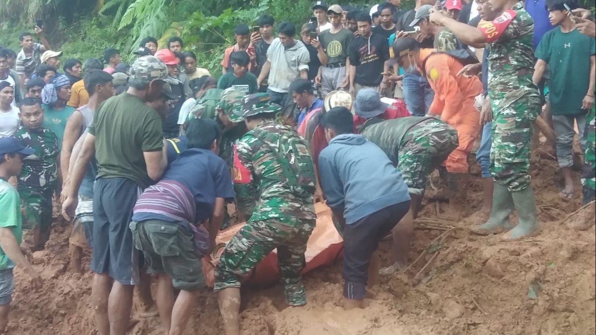 Dua Warga Toraja Utara Meninggal Tersapu Tanah Longsor, Satu Masih Hilang