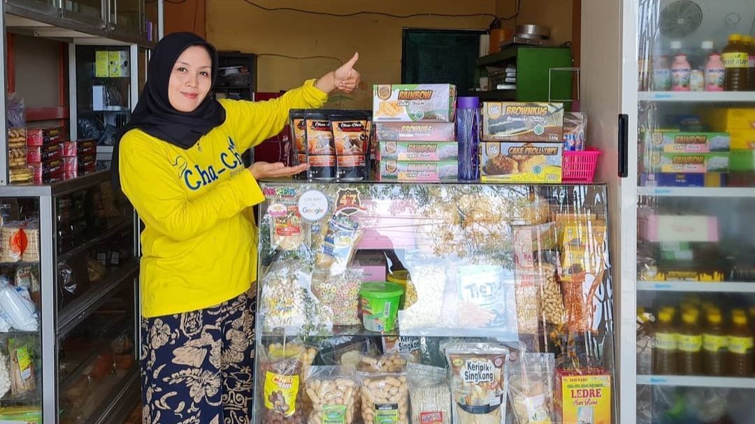 Kisah di Balik Keripik Bronis Khas Bojonegoro, Berawal dari Ibu Tunggal Cari Uang untuk Biaya Sekolah Anak