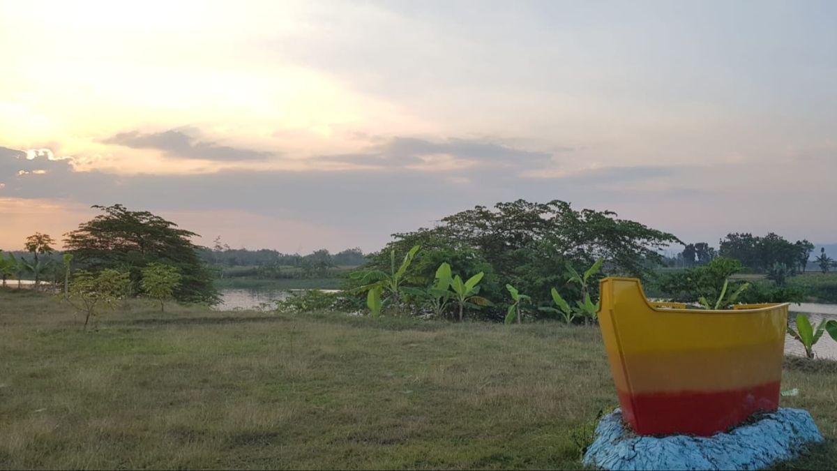 Menikmati Senja di Agrowisata Cengungklung Bojonegoro, Desa Sejuk di Tepi Sungai Bengawan Solo