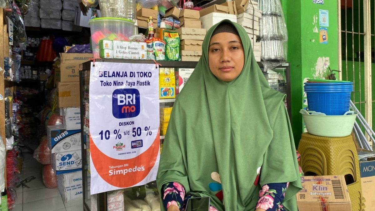 Dulu Pegawai Kini Mitra Kerja, Pemilik Toko Plastik di Bojonegoro Ungkap Alasannya Setia Jadi Nasabah BRI