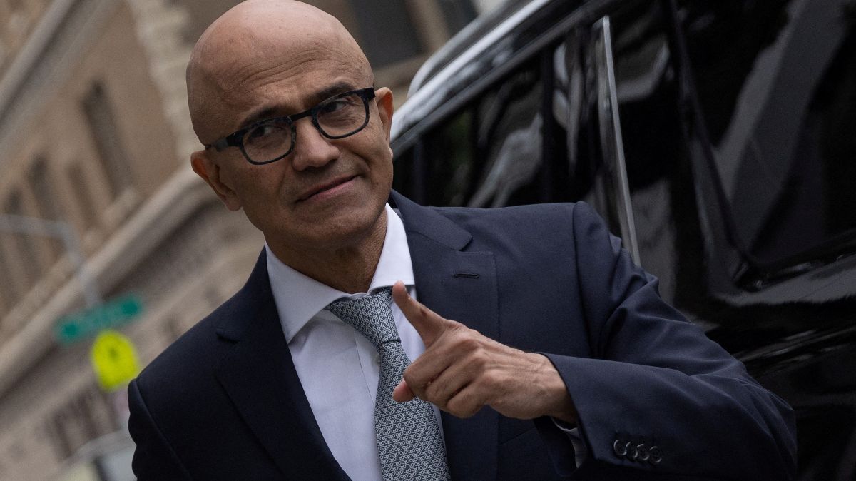 Datang ke Indonesia, Bos Microsoft Satya Nadella Bawa Investasi Rp 14 Triliun