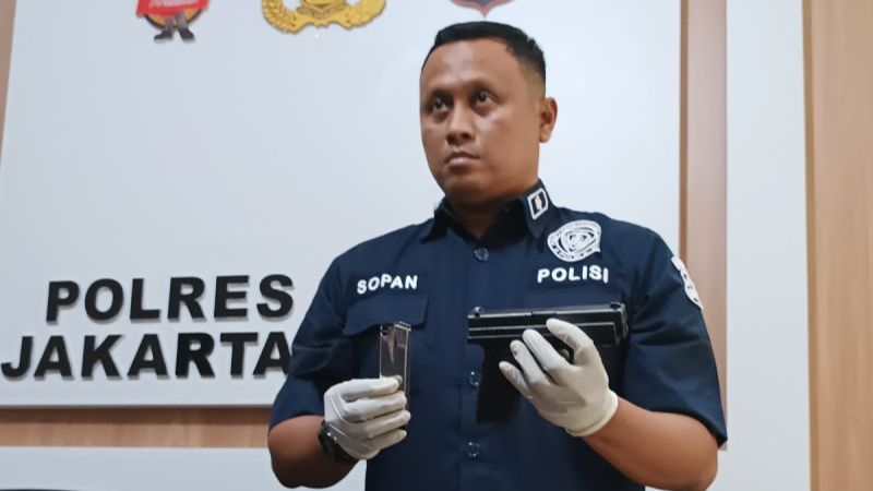 Lihat Bukti CCTV, Keluarga Polisi yang Diduga Bunuh Diri Dalam Mobil di Mampang Prapatan Jaksel