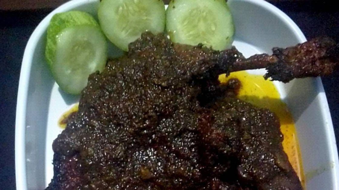 Resep Bebek Bumbu Hitam Madura, Enak dan Menggugah Selera