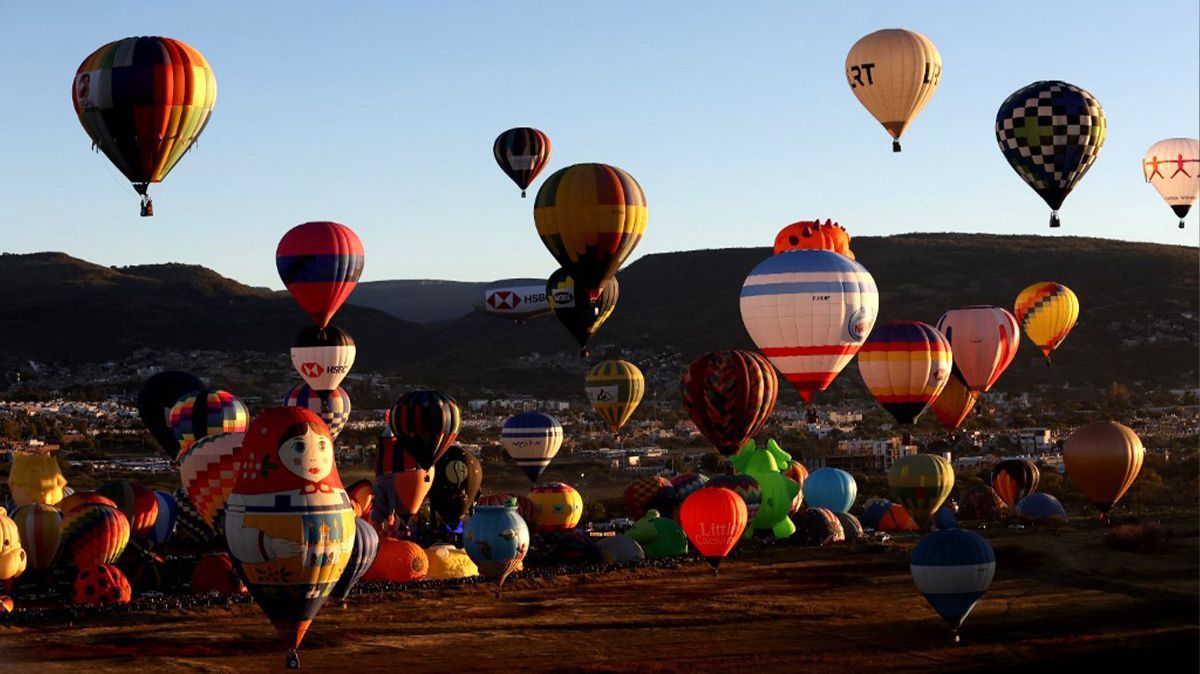 Menhub Budi Ancam Polisikan Warga yang Terbangkan Balon Udara Saat Musim Mudik Lebaran