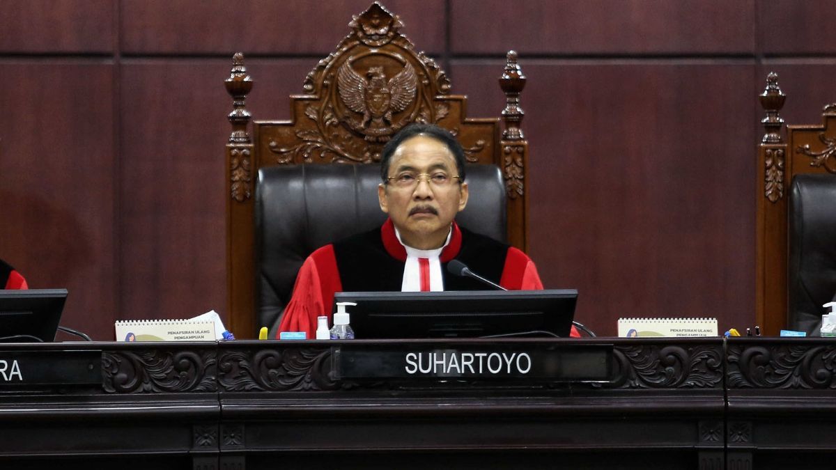 VIDEO: Tegas Ketua MK Suhartoyo Usir Komisioner Bawaslu dari Ruang Sidang