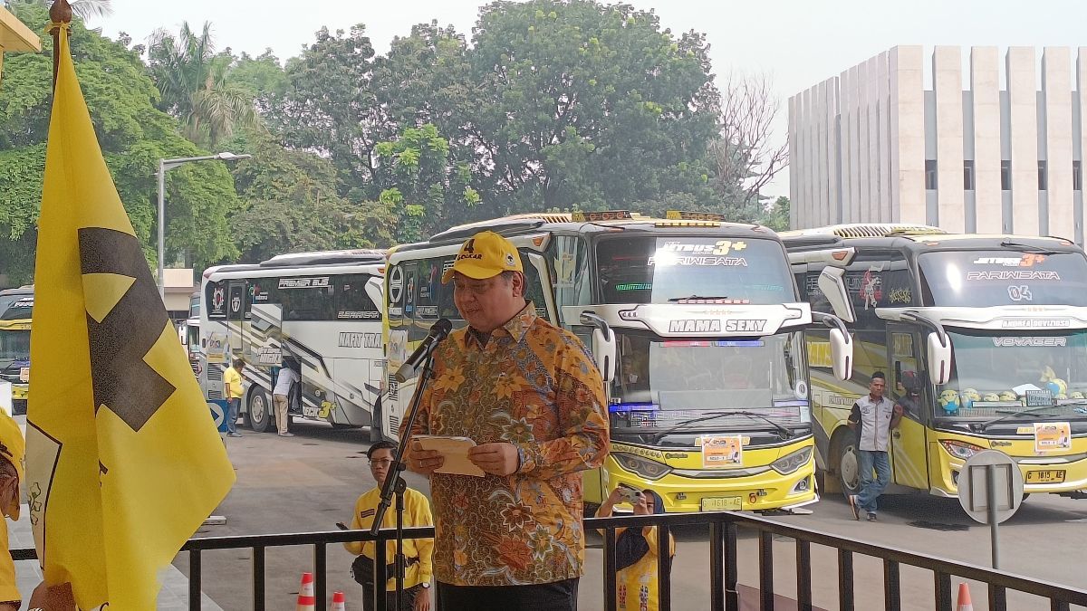 Lepas Pemudik Lebaran 2024, Airlangga: Karena Telah Bantu Naikkan Suara Golkar