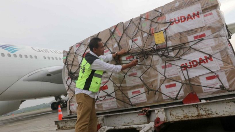 FOTO: Intip Isi Paket Bantuan Pemerintah Indonesia yang Dilepas untuk Membantu Palestina dan Sudan