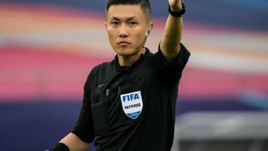 Sosok Shen Yinhao Wasit Laga Timnas Indonesia U-23 vs Uzbekistan U-23, Jadi Sorotan Warganet