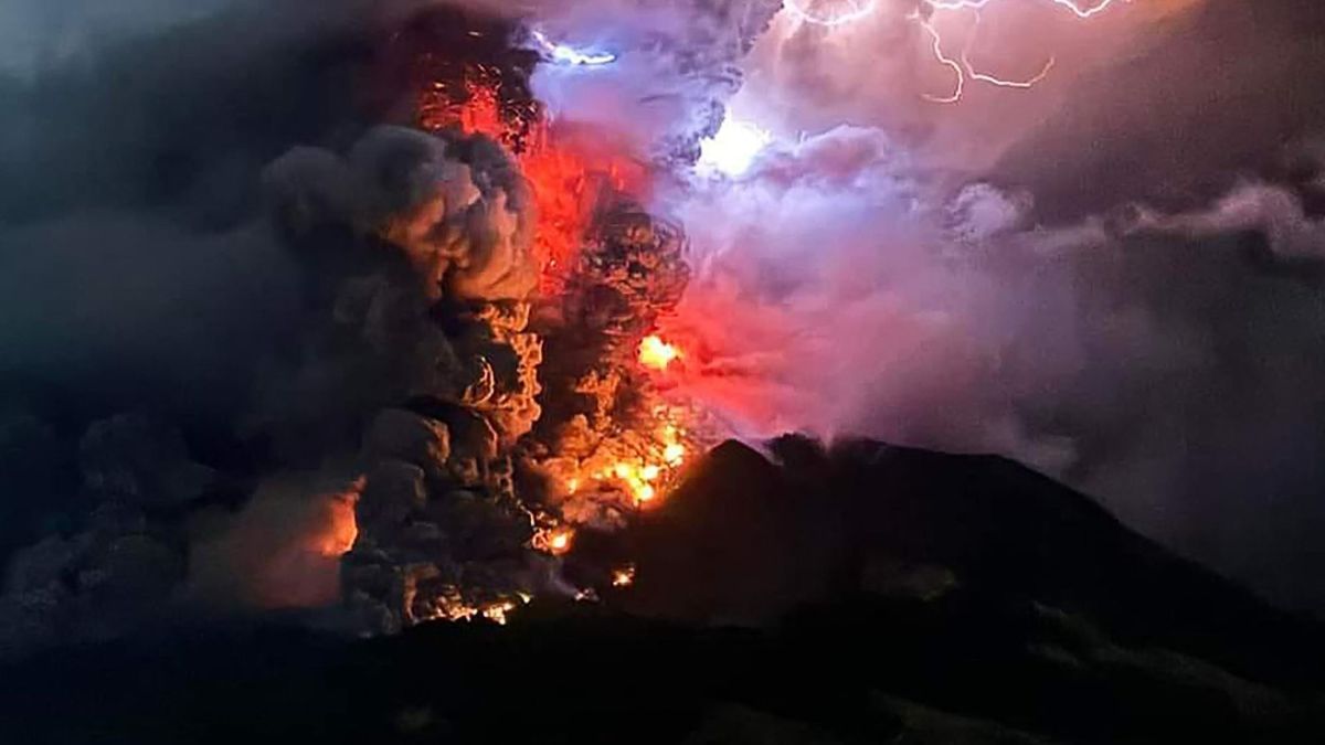 Stasiun Pemantau Gempa Rusak Akibat Erupsi Gunung Ruang