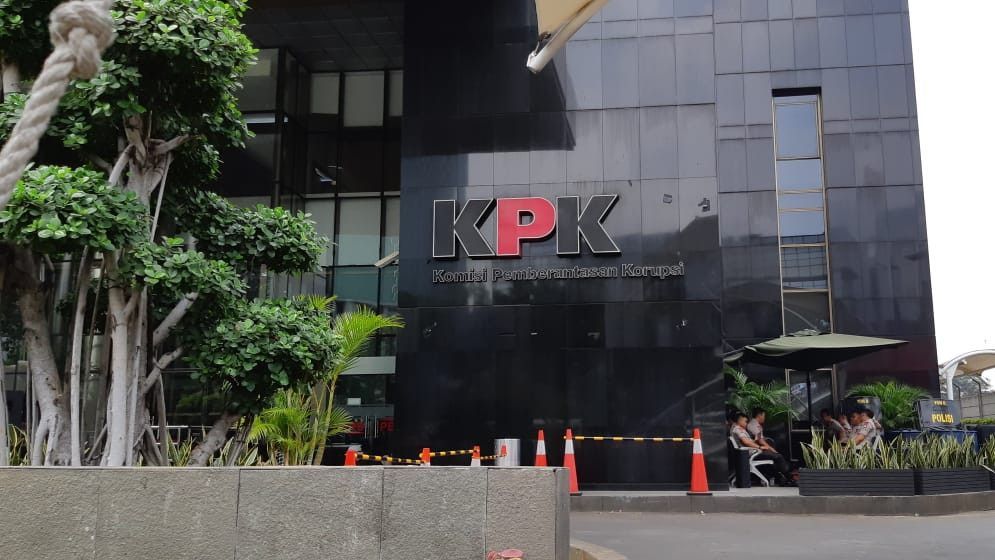 KPK Geledah Gedung Setjen DPR RI