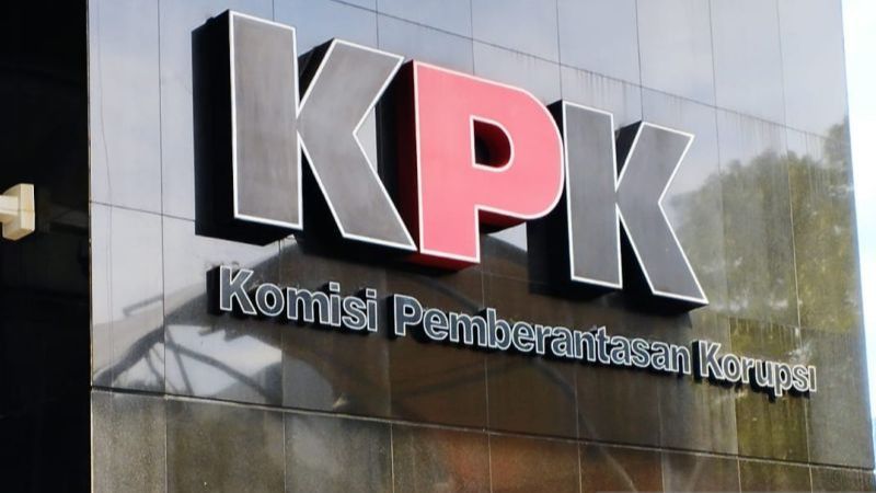 Gedung Sekretariat DPR RI Digeledah, Penyidik KPK Bawa 3 Koper 1 Tas Ransel