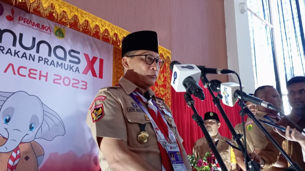 Jokowi Kukuhkan Pengurus Kwartir Nasional Gerakan Pramuka, Budi Waseso Kembali Jadi Ketua